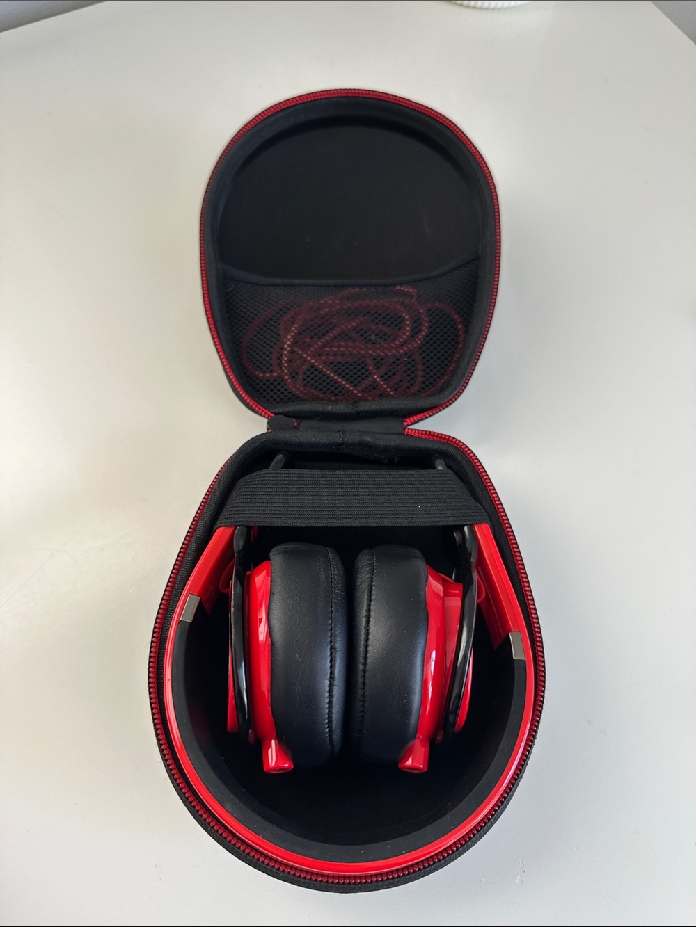 Beats by Dre Foldable Over-Ear Headphones in Red and Black